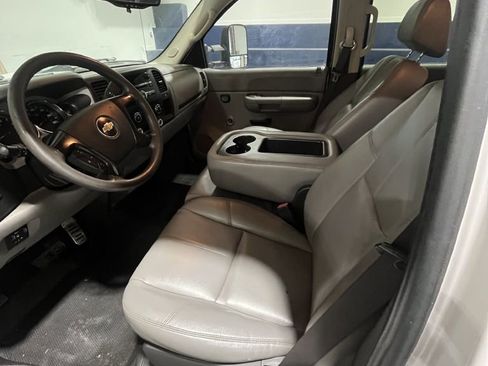 Used 2008 Chevrolet Silverado 2500 W/T RWD image 5