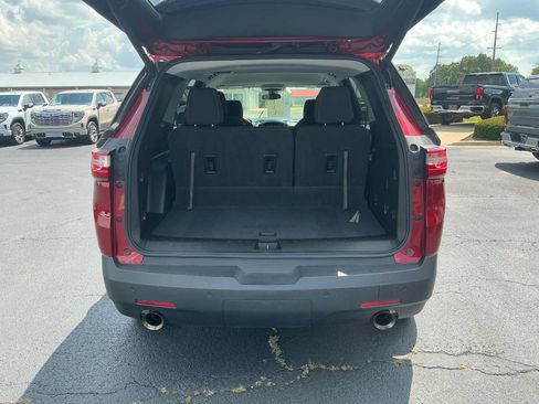 Used 2020 Chevrolet Traverse LT FWD image 31