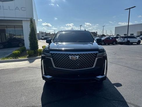 Used 2021 Cadillac Escalade ESV Premium Luxury w/ Driver Assist Tech Package AWD/4WD image 13