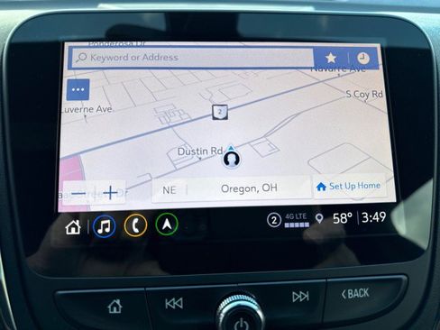 Used 2022 Chevrolet Equinox RS w/ RS Leather Package image 23