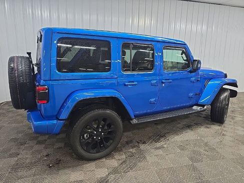 Used 2023 Jeep Wrangler Altitude image 3