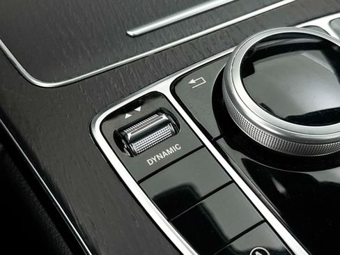 Used 2023 Mercedes-Benz C 300 4MATIC Coupe image 9