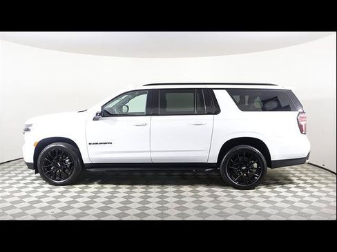 Used 2023 Chevrolet Suburban RST w/ Sport Performance Package RWD image 1