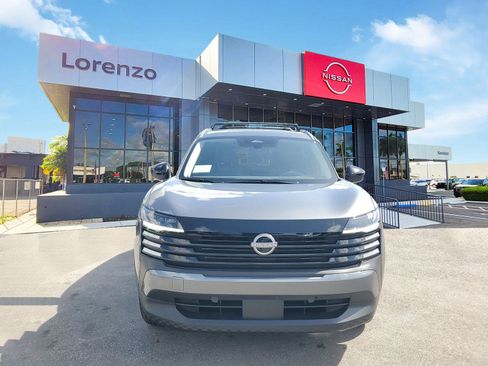 New 2026 Nissan Kicks SV image 2