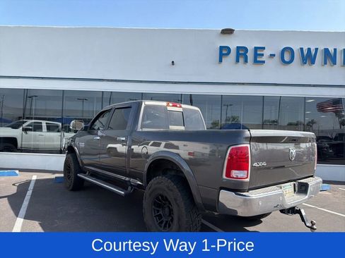 Used 2018 RAM 2500 Laramie AWD/4WD image 9