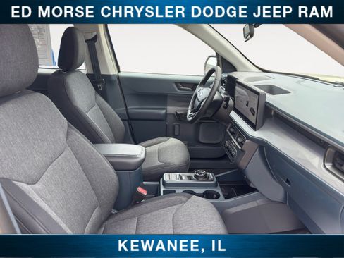 Used 2025 Ford Maverick XLT w/ XLT Luxury Package AWD/4WD image 15