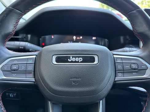 Used 2022 Jeep Compass Trailhawk w/ Trailhawk Elite Group AWD/4WD image 36