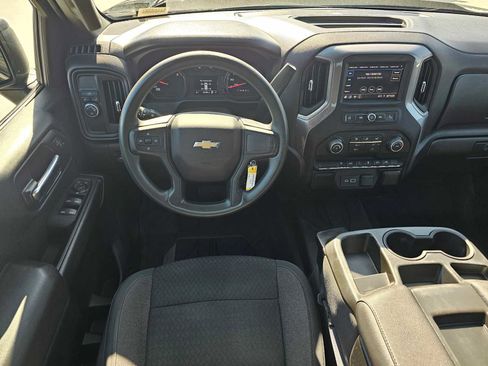 Used 2022 Chevrolet Silverado 1500 Custom RWD image 18