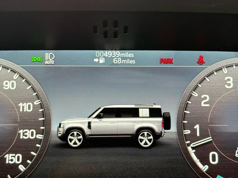 Certified 2023 Land Rover Defender 110 X-Dynamic SE AWD/4WD image 12