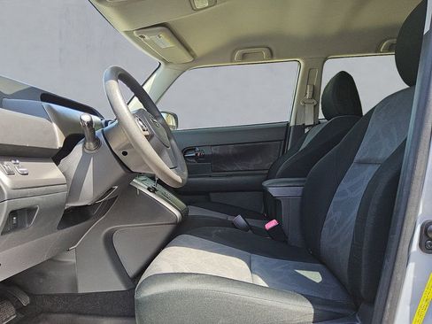 Used 2013 Scion xB 10 Series image 9
