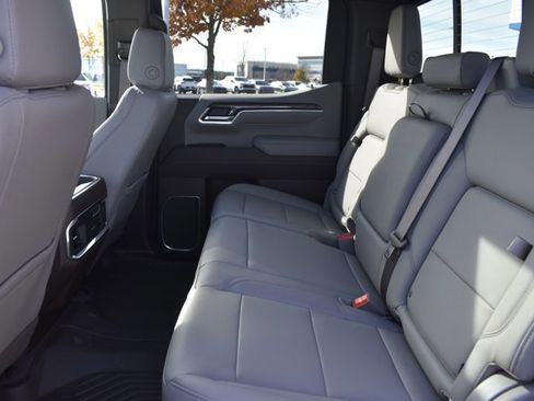 New 2026 Chevrolet Silverado 1500 LTZ w/ LTZ Premium Package image 19