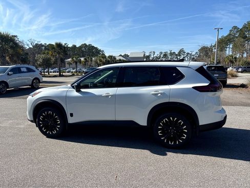 New 2026 Nissan Rogue SV image 37