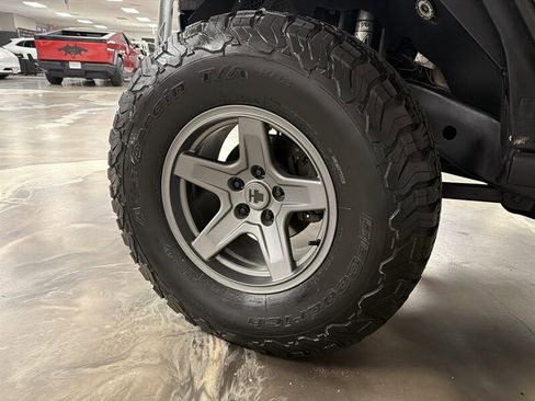 Used 2016 Jeep Wrangler Unlimited Sport AWD/4WD image 13