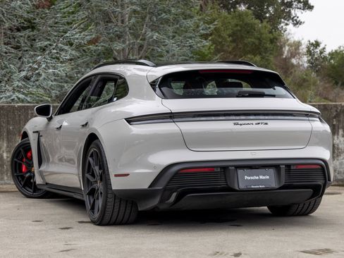 Certified 2023 Porsche Taycan GTS image 3