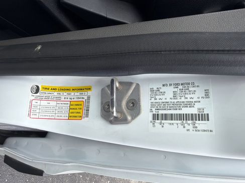 Used 2022 Ford Transit Connect XL FWD image 36