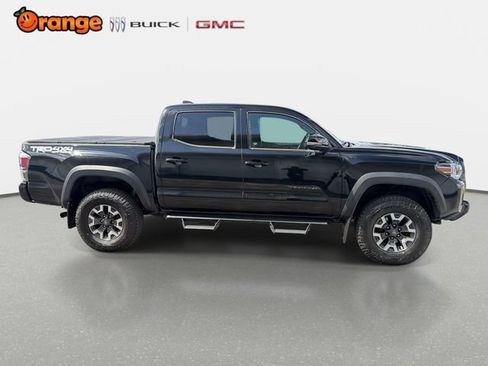 Used 2023 Toyota Tacoma TRD Off-Road w/ Advanced Technology Package AWD/4WD image 2