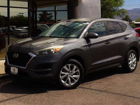 Used 2020 Hyundai Tucson SE FWD image 2