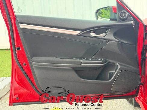 Used 2020 Honda Civic EX image 11