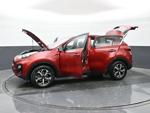 Used 2021 Kia Sportage LX image 48