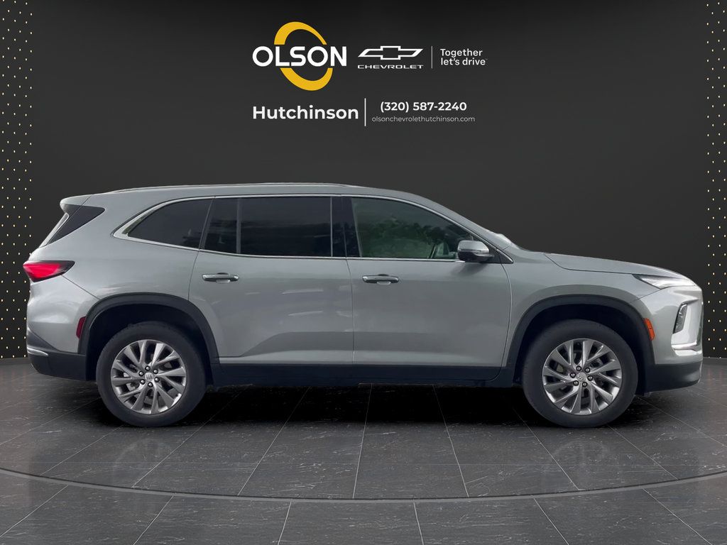 Certified 2026 Buick Enclave Preferred AWD/4WD image 11
