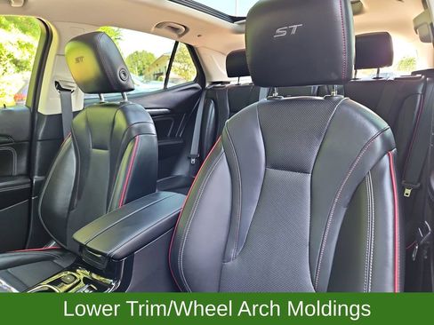 Used 2023 Buick Envision Essence w/ Sport Touring Package AWD/4WD image 23