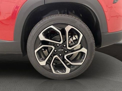 New 2026 Chevrolet Trax RS w/ Driver Confidence Package FWD image 17