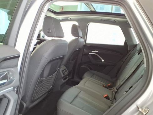 Certified 2025 Audi Q5 Premium w/ Convenience Package image 13