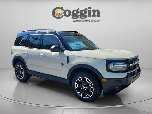 New 2025 Ford Bronco Sport Outer Banks image 8