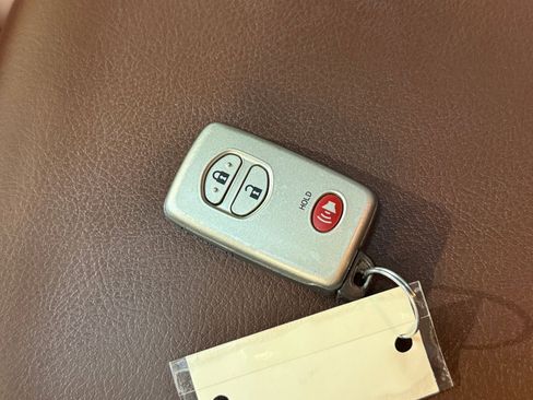 Used 2019 Toyota 4Runner Limited image 37