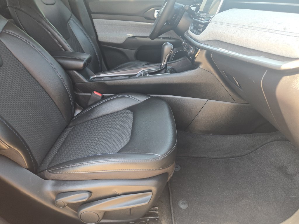 Used 2022 Jeep Compass Latitude AWD/4WD image 15