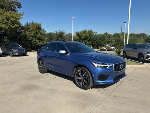 Used 2019 Volvo XC60 T5 R-Design image 3
