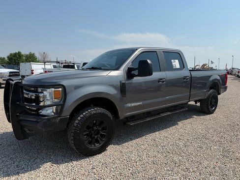 Used 2021 Ford F250 XL w/ STX Appearance Package AWD/4WD image 5