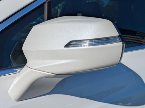 Used 2022 Cadillac XT5 Luxury image 34