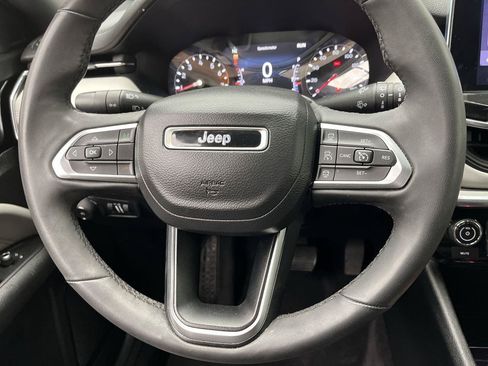 Used 2023 Jeep Compass Limited AWD/4WD image 13