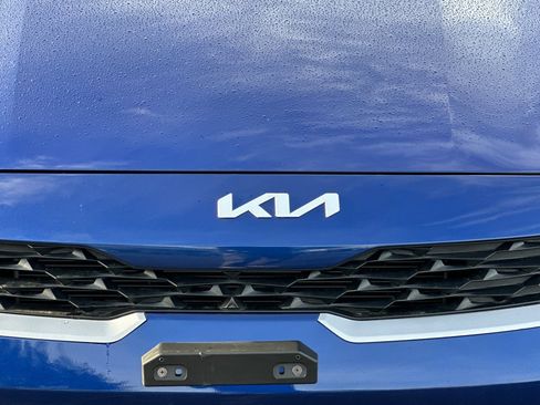 Certified 2023 Kia Forte LXS w/ LXS Technology Package image 44