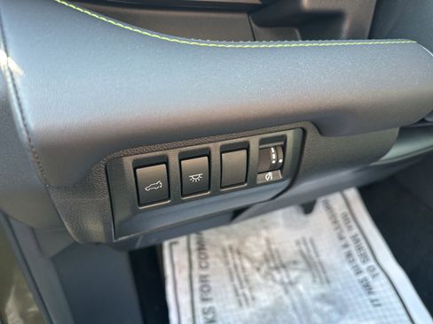 Used 2025 Subaru Ascent Bronze Edition image 14