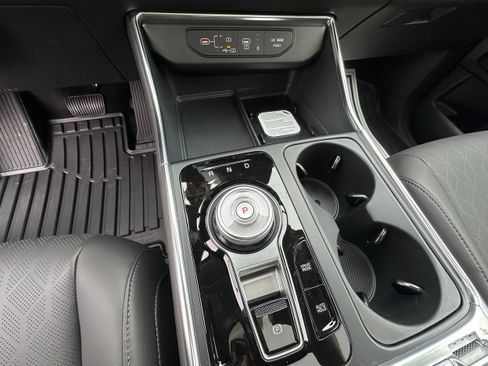 New 2026 Kia Carnival SX image 35