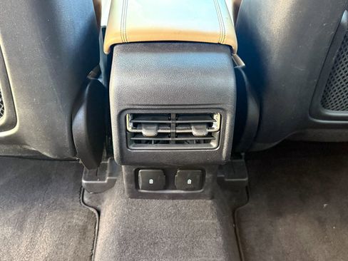 Used 2023 Lincoln Corsair Reserve w/ Jet Appearance Package AWD/4WD image 21