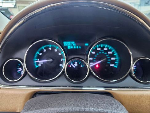 Used 2013 Buick Enclave Premium w/ Trailering Provision Package FWD image 31