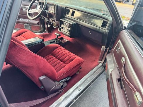 Used 1987 Chevrolet El Camino V8 image 10
