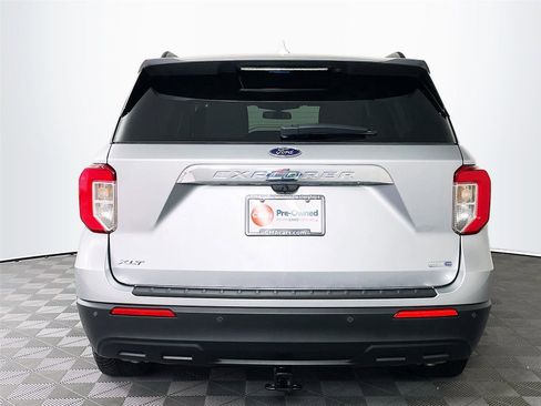Used 2020 Ford Explorer XLT image 7