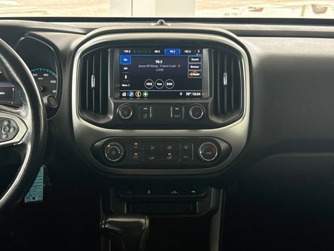 Used 2019 Chevrolet Colorado LT w/ Redline Special Edition RWD image 18