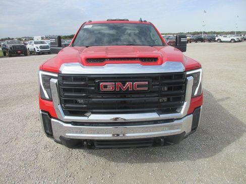 New 2026 GMC Sierra 3500 Pro w/ Convenience Package AWD/4WD image 11