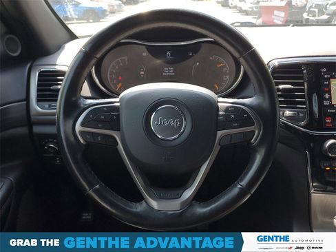 Used 2020 Jeep Grand Cherokee Altitude image 22