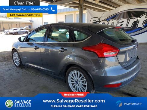 Used 2017 Ford Focus Electric Hatchback FWD image 3