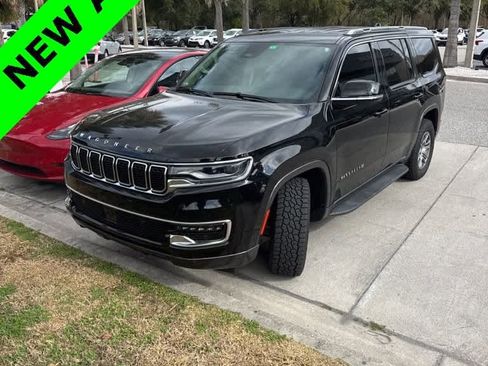 Used 2022 Jeep Wagoneer Series I image 1