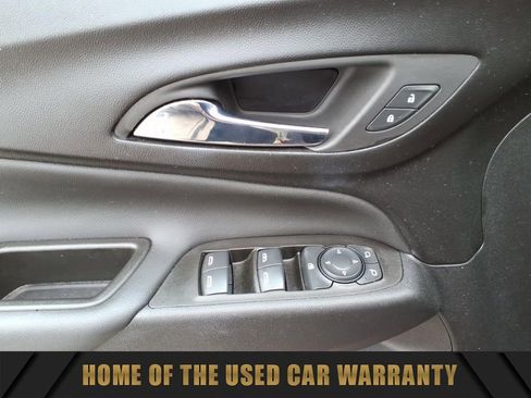 Used 2023 Chevrolet Equinox LT image 13