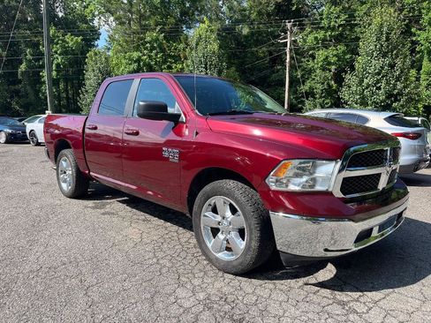 Used 2021 RAM 1500 Classic SLT RWD image 12