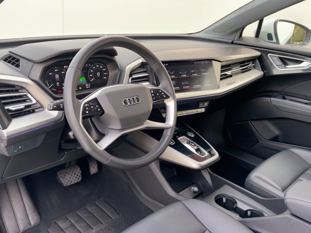 Used 2023 Audi Q4 e-tron Premium Plus RWD image 4