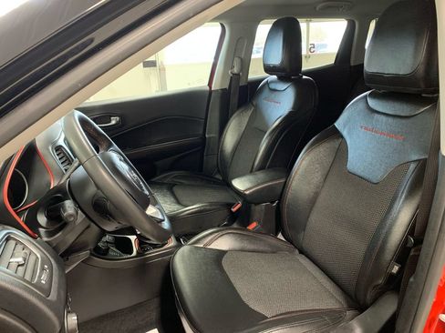 Used 2021 Jeep Compass Trailhawk AWD/4WD image 16